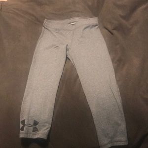 Under Armour cropped leggings